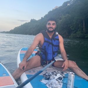 Meet your Posher, Sofian